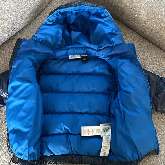 Patagonia Kids Puffer Jacket - Black and Blue - Picture 5 of 6